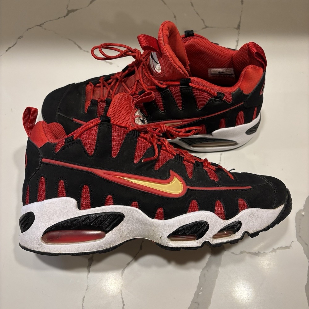 Nike Air Max NM Hideo Nomo Men's 11.5 Black/University Red 2011 Retro 429749-006